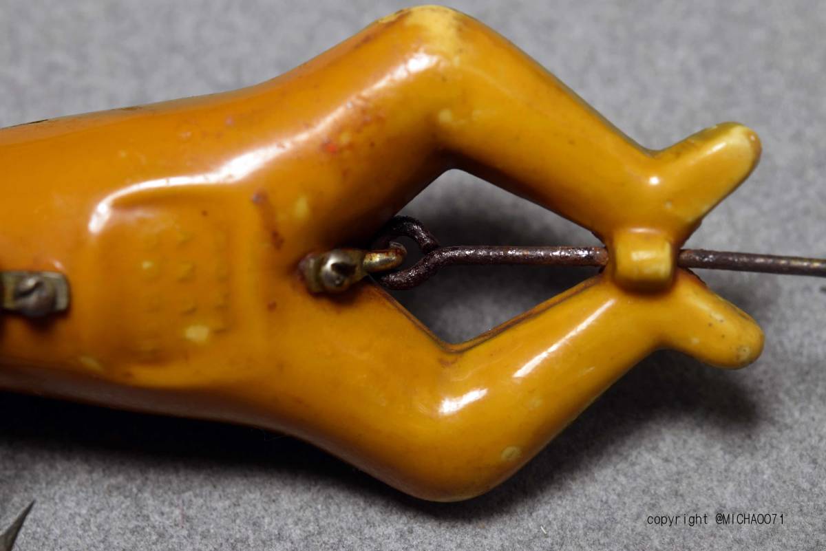 VINTAGE LURE, heddon luny frog 希少蒐集家向けヴィンテージルアー、3609-7a オールドルアー、old tackle , old lure マニア向け　_画像5