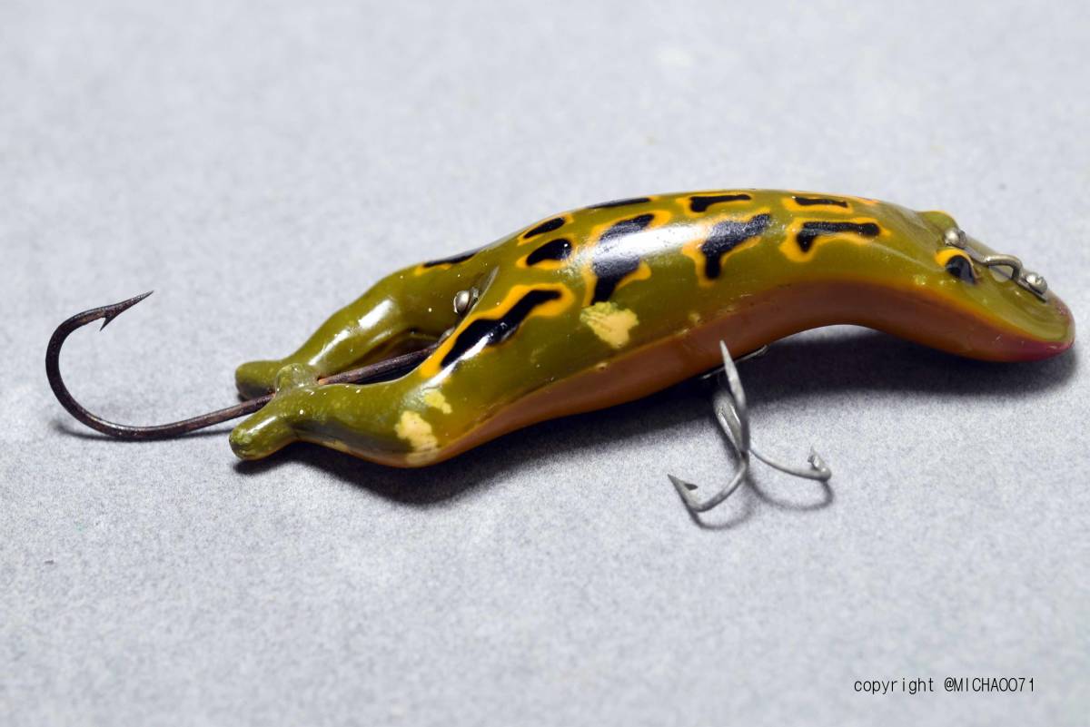 VINTAGE LURE, heddon luny frog 希少蒐集家向けヴィンテージルアー、3609-7a オールドルアー、old tackle , old lure マニア向け　_画像6