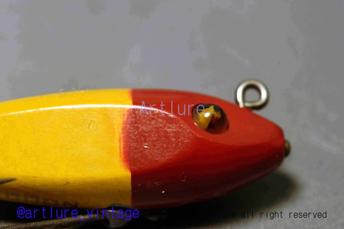 競売 SEA HEDDON LURE eyes glass wooden VINTAGE RUNT ＃ヴィンテージルアー  #ARTLURE_VINTAGE #OLDLURE MADE （3349-16USA C1949 RARE #610 ヘドン 