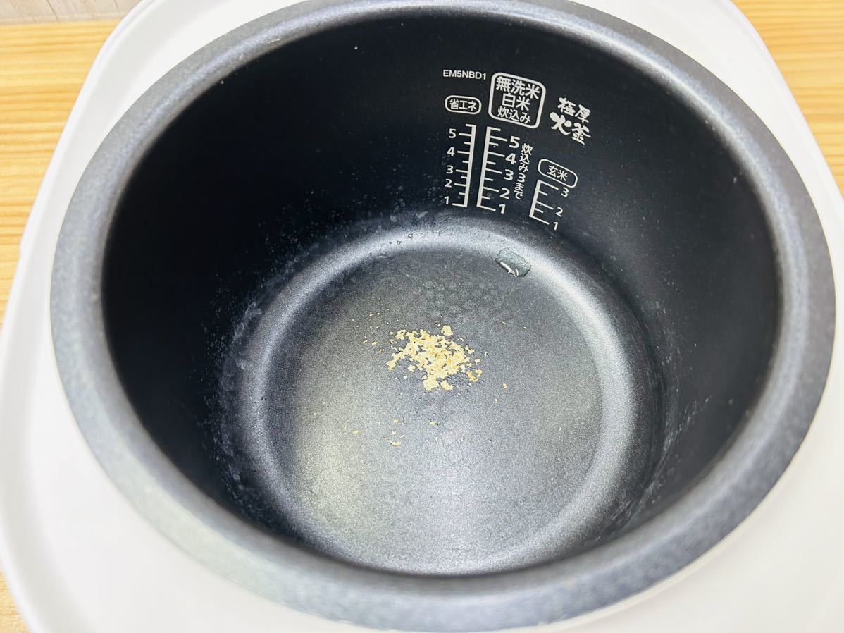 ☆ IRIS OHYAMAアイリスオーヤマ 米屋の旨み 銘柄炊き ジャー炊飯器 5.5合 RC-MD50-W マイコン炊飯器 SA-1215j120 ☆_画像4