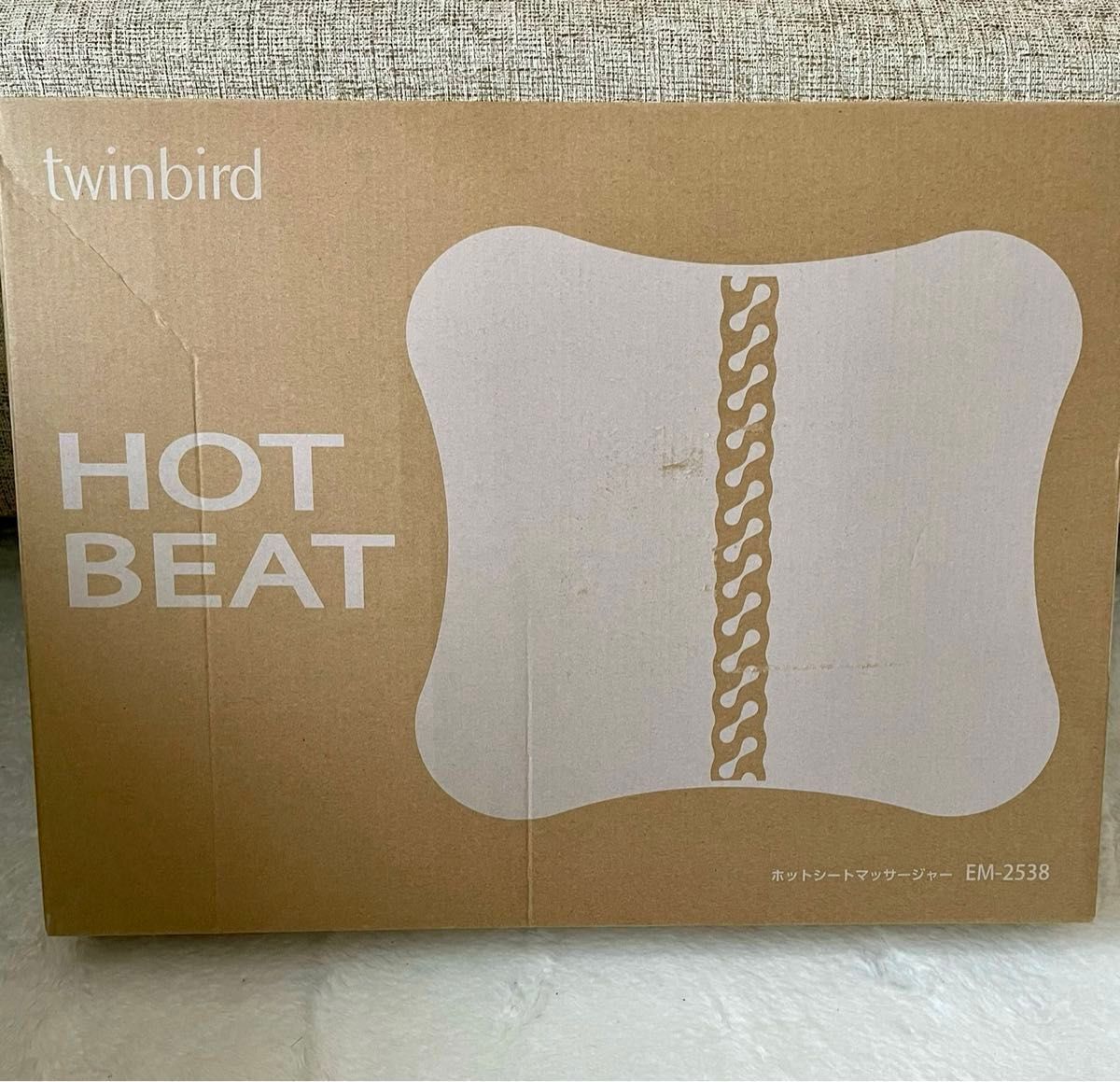 Twinbird Hotbeat シートマッサージャー EM-2538