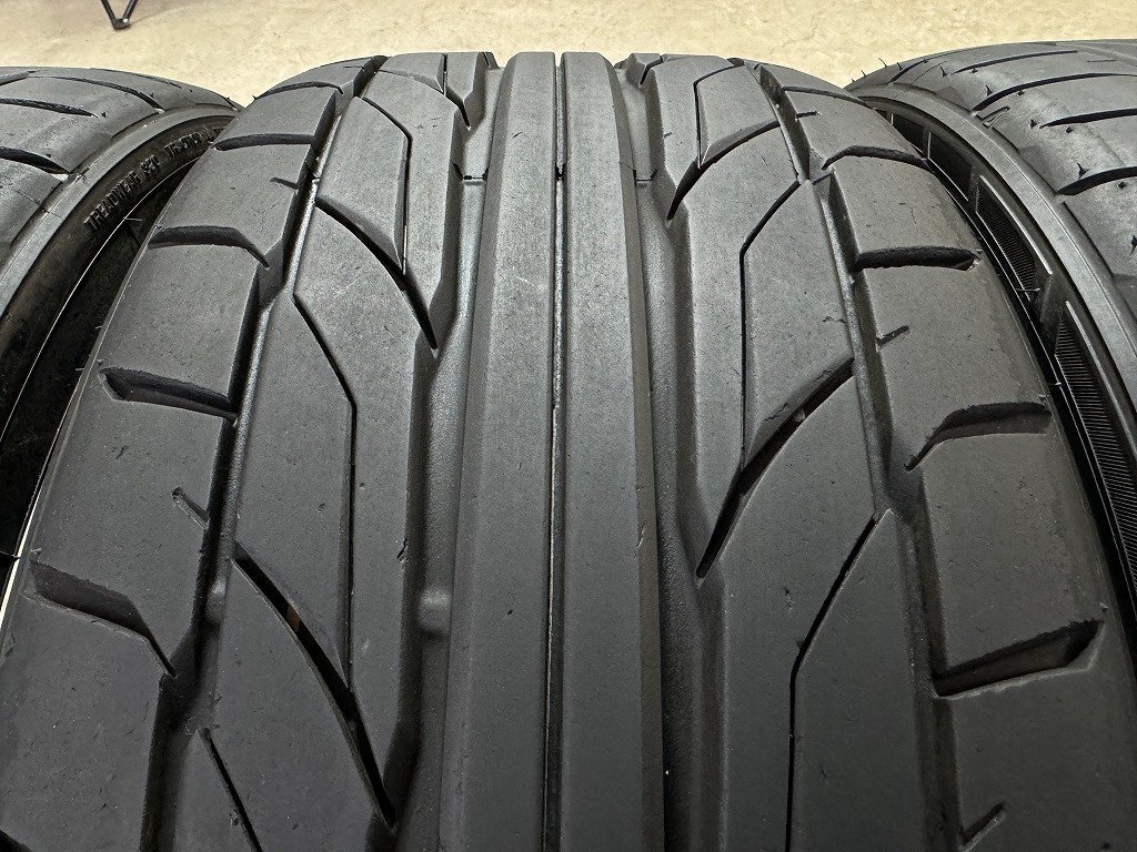 送料無料 4本 2022年製造 溝多い NITTO ニットー NT555G2 225/35R20 パンク無し ノア ヴォクシー ステップワゴン 個人宅不可 営業所止めOK_画像5