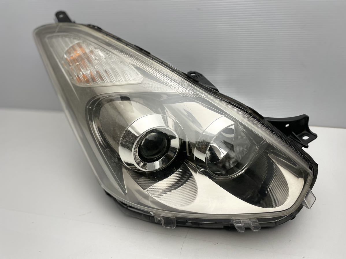 割れ無 トヨタ ウィッシュ ZNE10G ZNE14G ANE10G ANE11W ANE14W 後期 ヘッドライト 左右 セット HID ICHIKOH 68-13 (Y89)_画像5