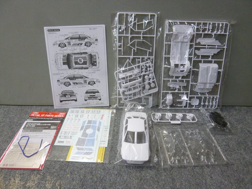 プラッツ　1/24　トヨタカローラレビン　AE92　1989JTC SUGO＆純正ディティールアップパーツ　委託品_画像2