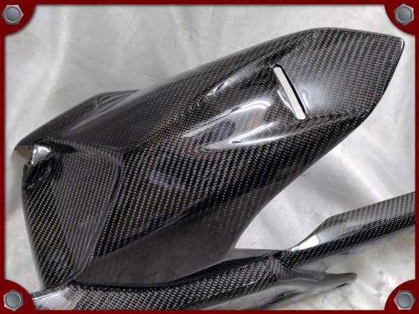 ●未使用品●17-22 CBR250RR用 カーボンバリアシ リアフェンダー (綾織カーボン)●[M]梱包●52969_画像6