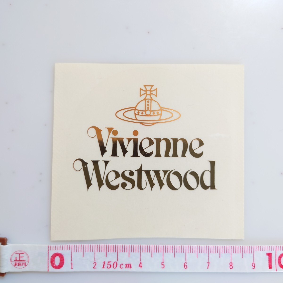 Vivienne Westwood ステッカー 送料無料!! 正規品 ヴィヴィアンウエストウッド ゴールド 非売品 円形 シール 金_画像1