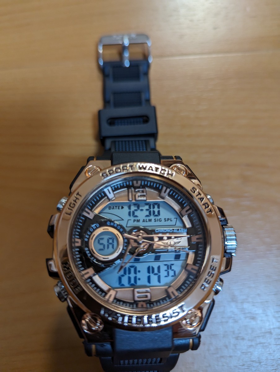 LIGE メンズ ミリタリー腕時計 LED クオーツ ゴールド_画像1
