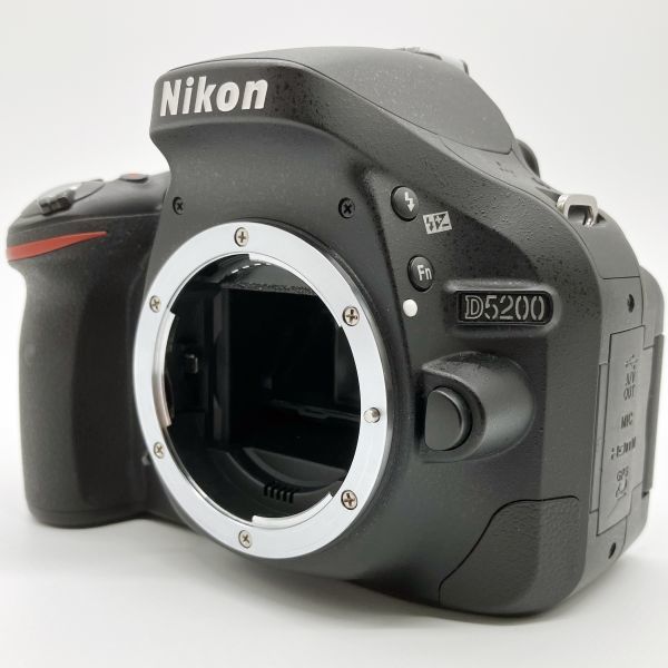 ■元箱付きの極上品 Nikon ニコン デジタル一眼レフカメラ D5200 レンズキット_画像2