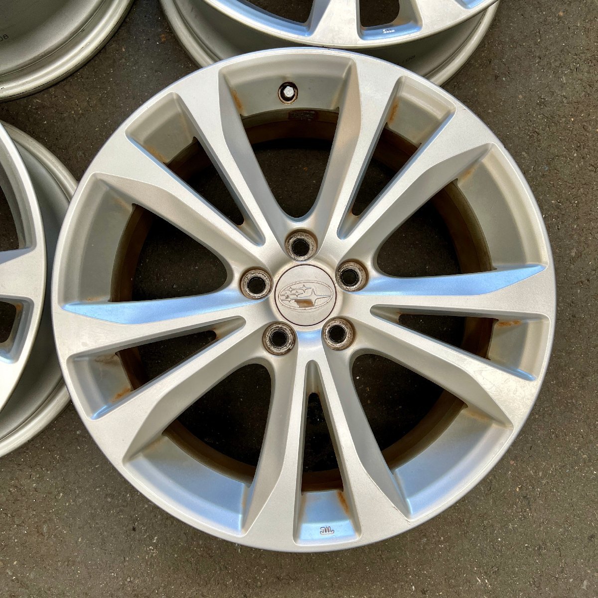 純正ホイール4本セット　レガシィツーリングワゴン　BRM　17×7 1/2J　+55　100　5穴_画像5