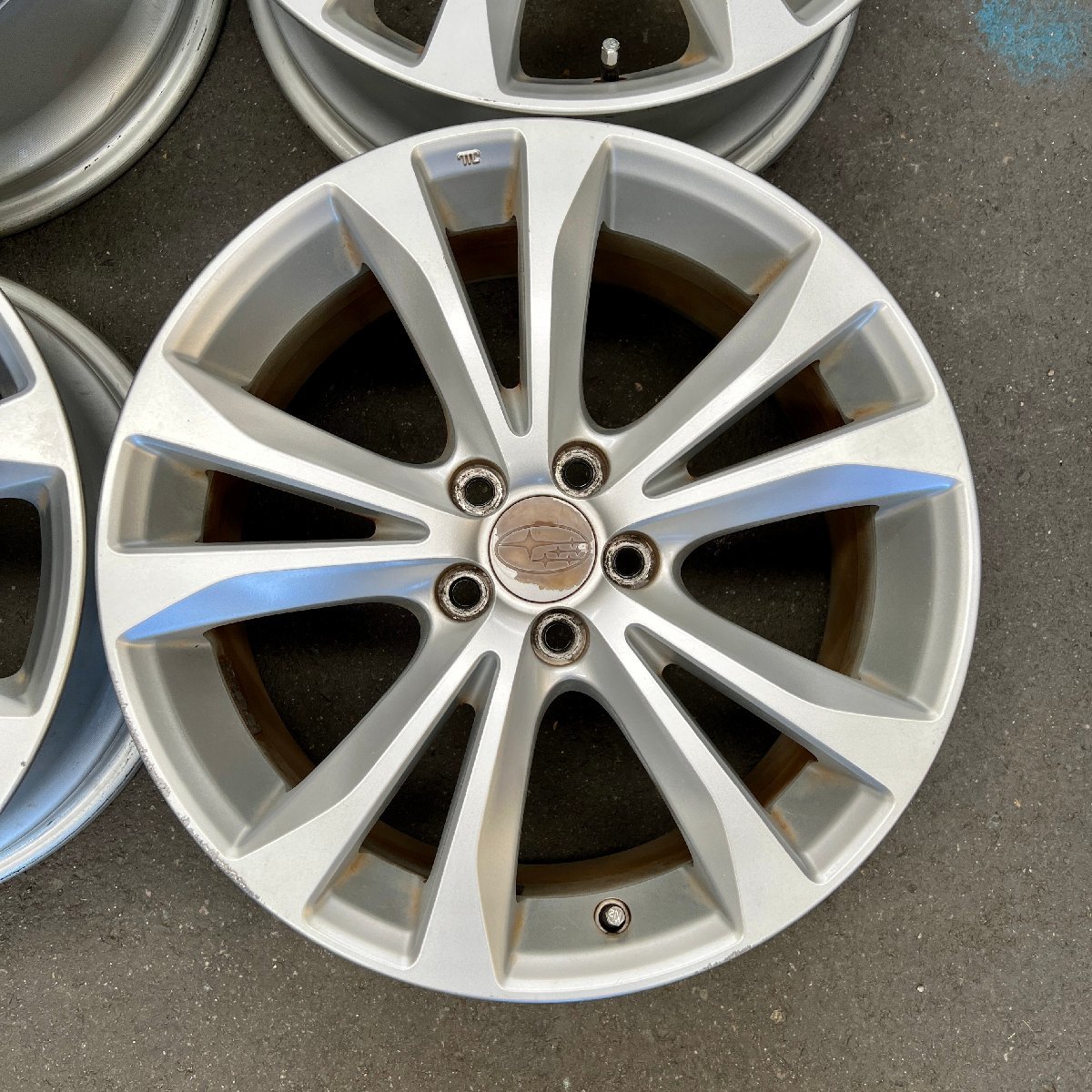item_image_3
