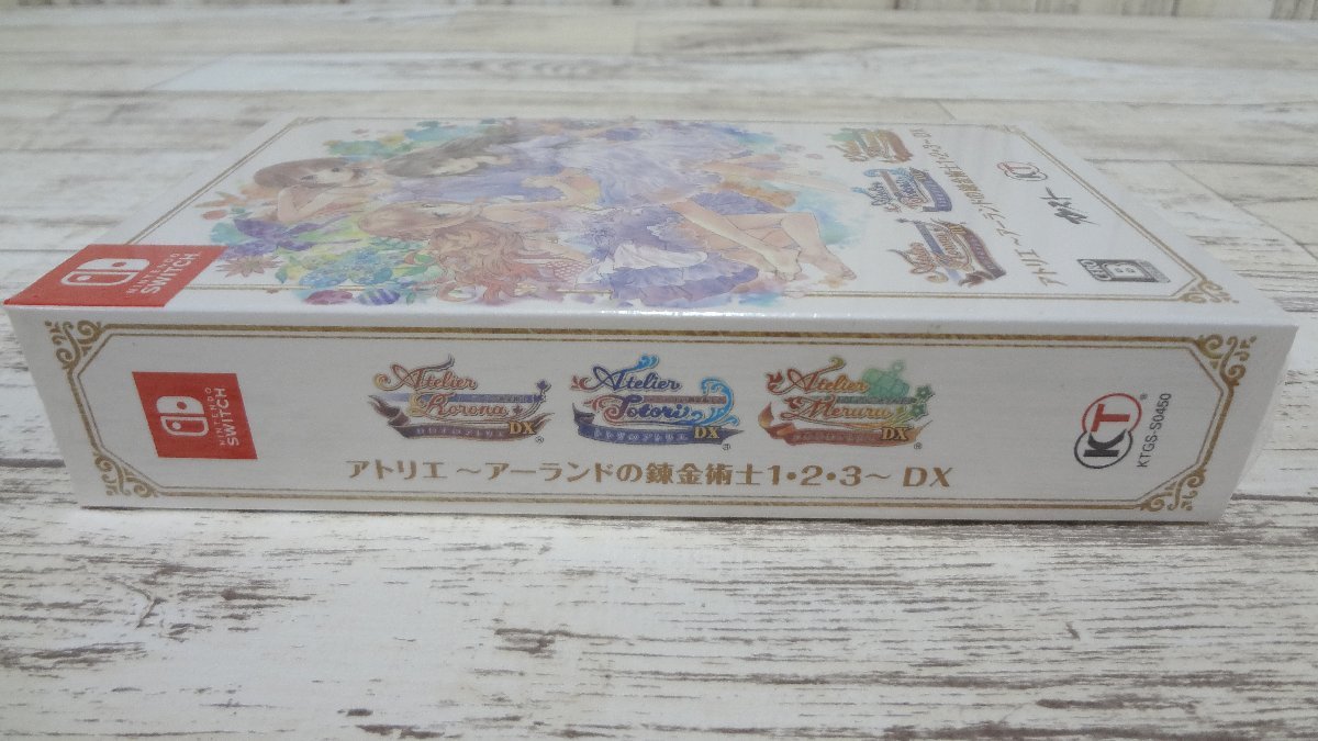 047A Nintendo Switchソフト アトリエ ～アーランドの錬金術士1・2・3～ DX ロロナ トトリ メルル【中古・未開封】_画像6