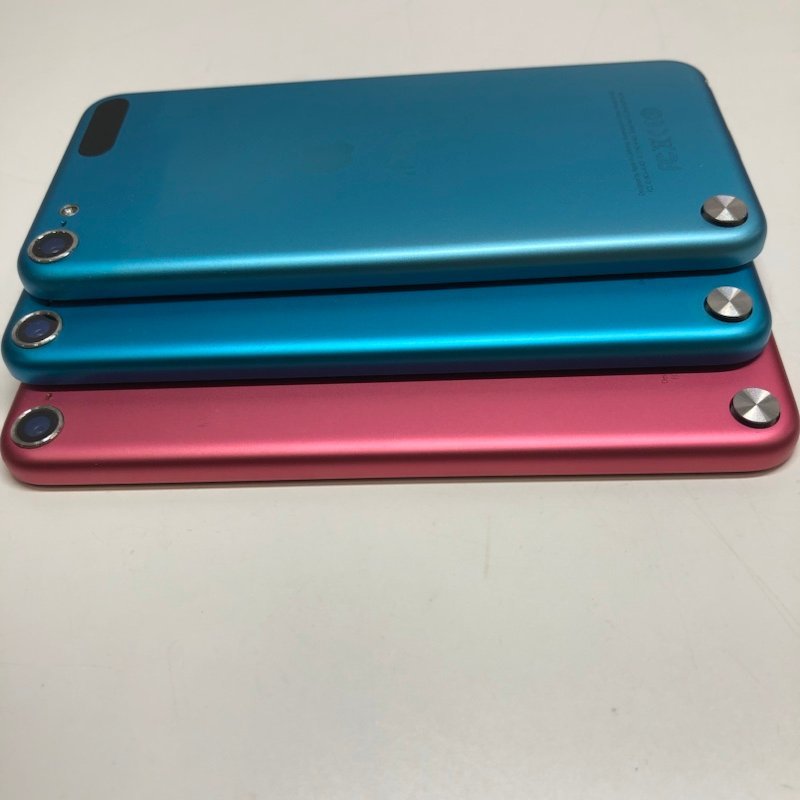 iPod touch 第5世代 32GB A1421 3台まとめ売り MD717J/A x２台 ブルー MC903J/A X1台 ピンク 221208PT010028_画像7