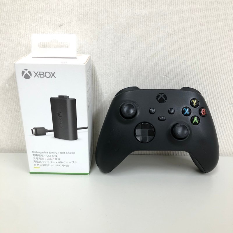 Xbox ワイヤレスコントローラー 1914 カーボンブラック & 【未開封】充電式バッテリー + USB-C ケーブル 231127SK110076_画像1