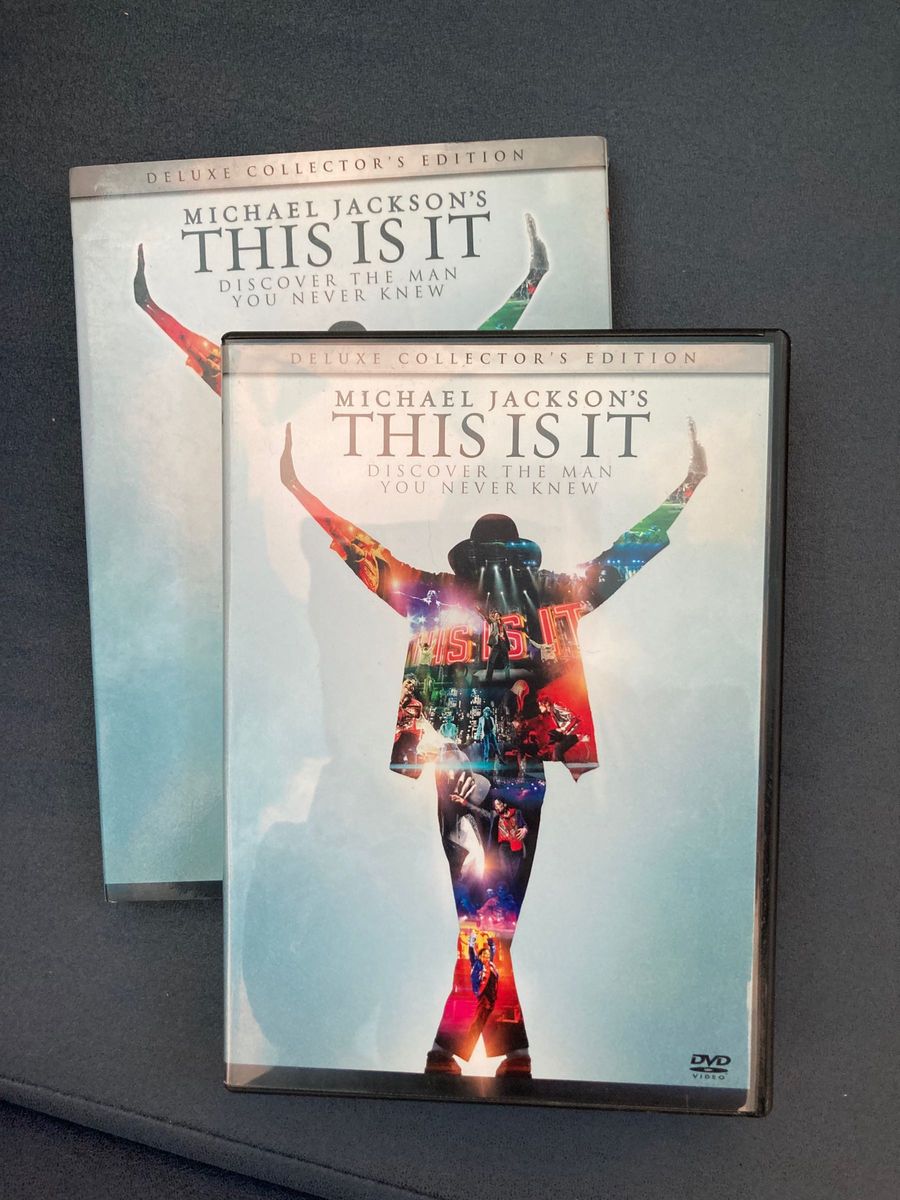 マイケルジャクソン THIS IS IT デラックスコレクターズエディション （2枚組） DVD