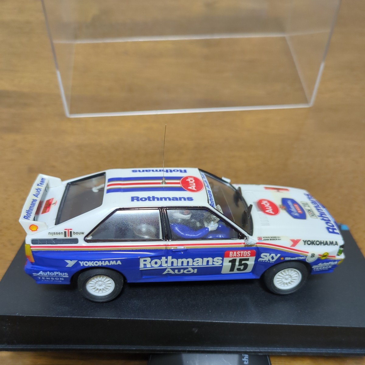 1/32 TEAM SLOT「アウディ クワトロ A2 ロスマンズ #15」Audi QUATRO スロットカーの画像4