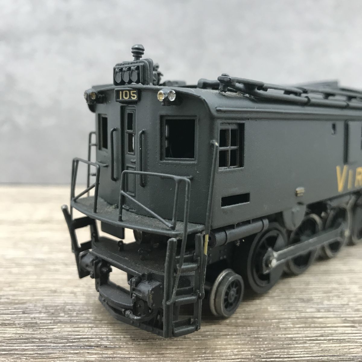 ALCO製 VIRGINIAN　塗装済モデル　HOゲージ 鉄道模型　コレクター放出品【311-211#60】_画像2