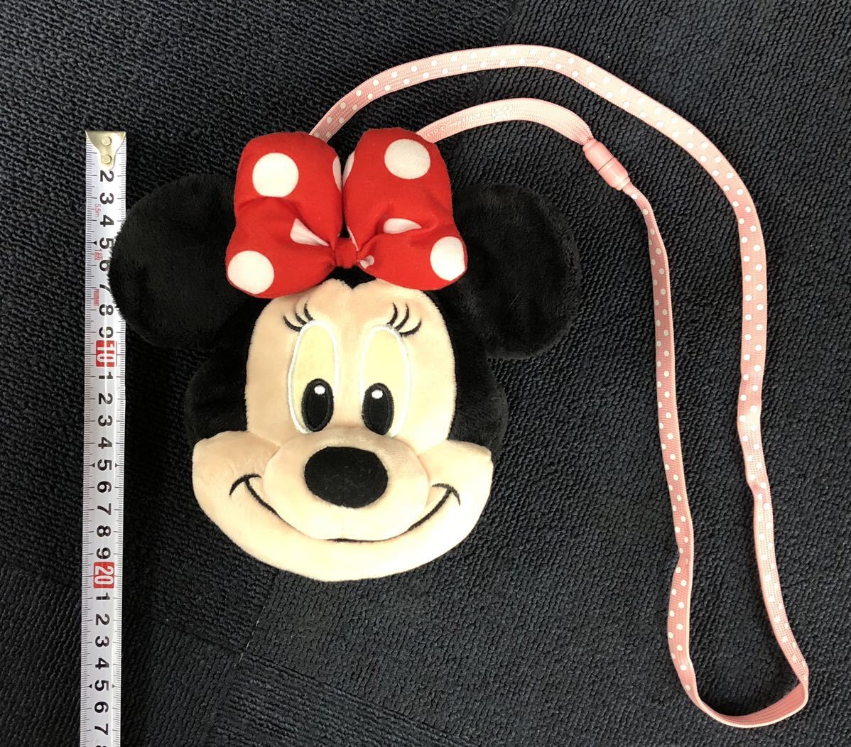 【美品】ミニー minnie リボン カチューシャ 手袋 ミトン 耳あて　イヤーマフ パスケース ポシェット ディズニー Disney セット M01_画像5