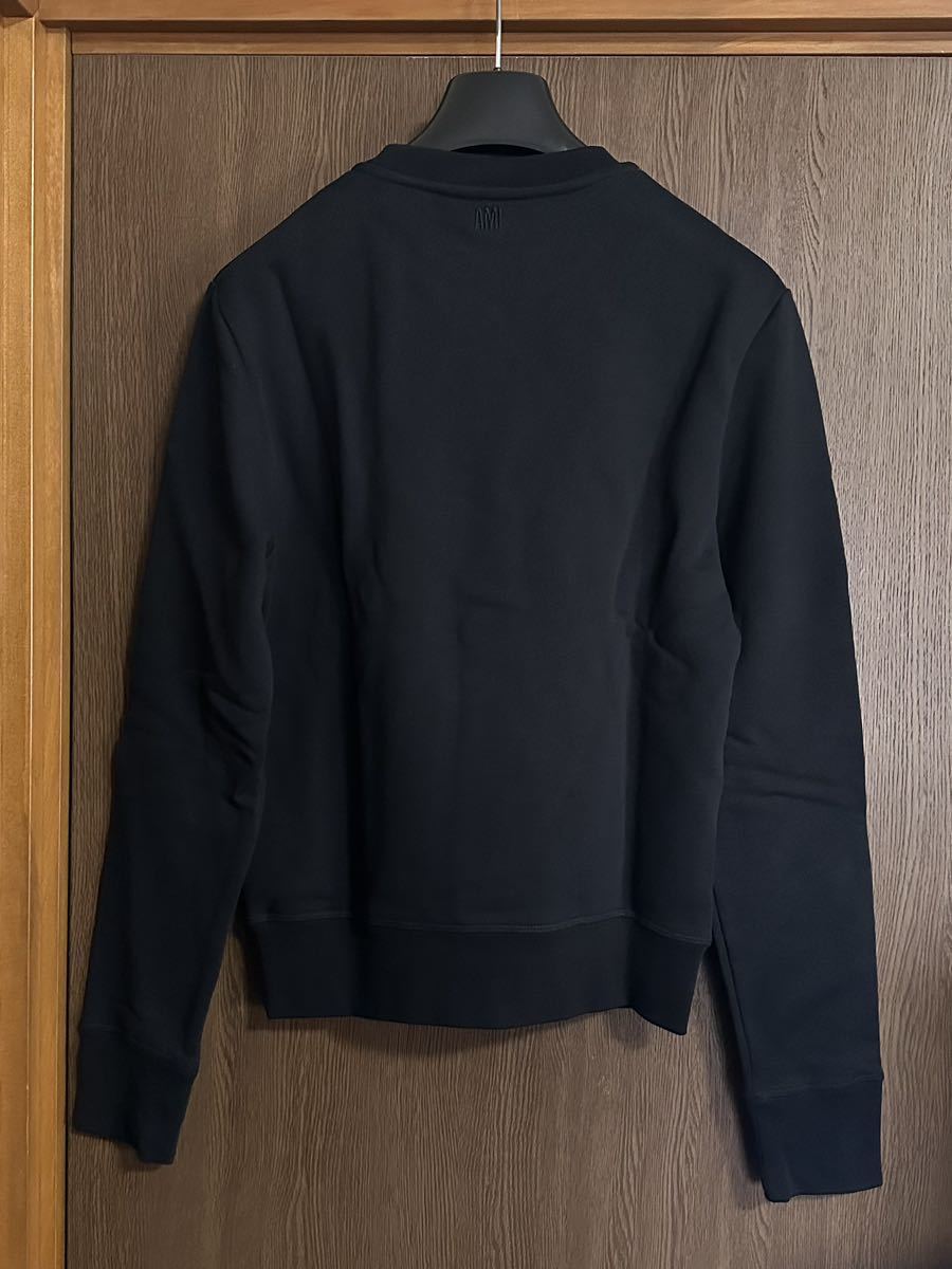 黒XS新品 AMI Parisブランドロゴ パッチ スウェット シャツ 長袖 黒XS新品 AMI Parisブランドロゴ パッチ スウェット シャツ 長袖