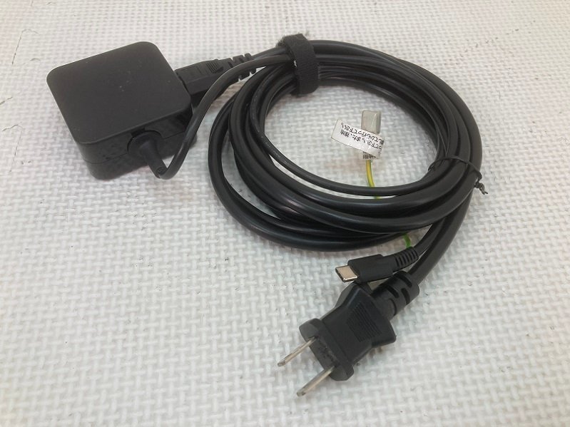 1816-O★DELTA USB Type-C ACアダプター★ADP-45XE B★20V-2.25A/15V-3A/9V-3A/5V-3A★USB Power Delivery対応★通電確認済中古★_画像1