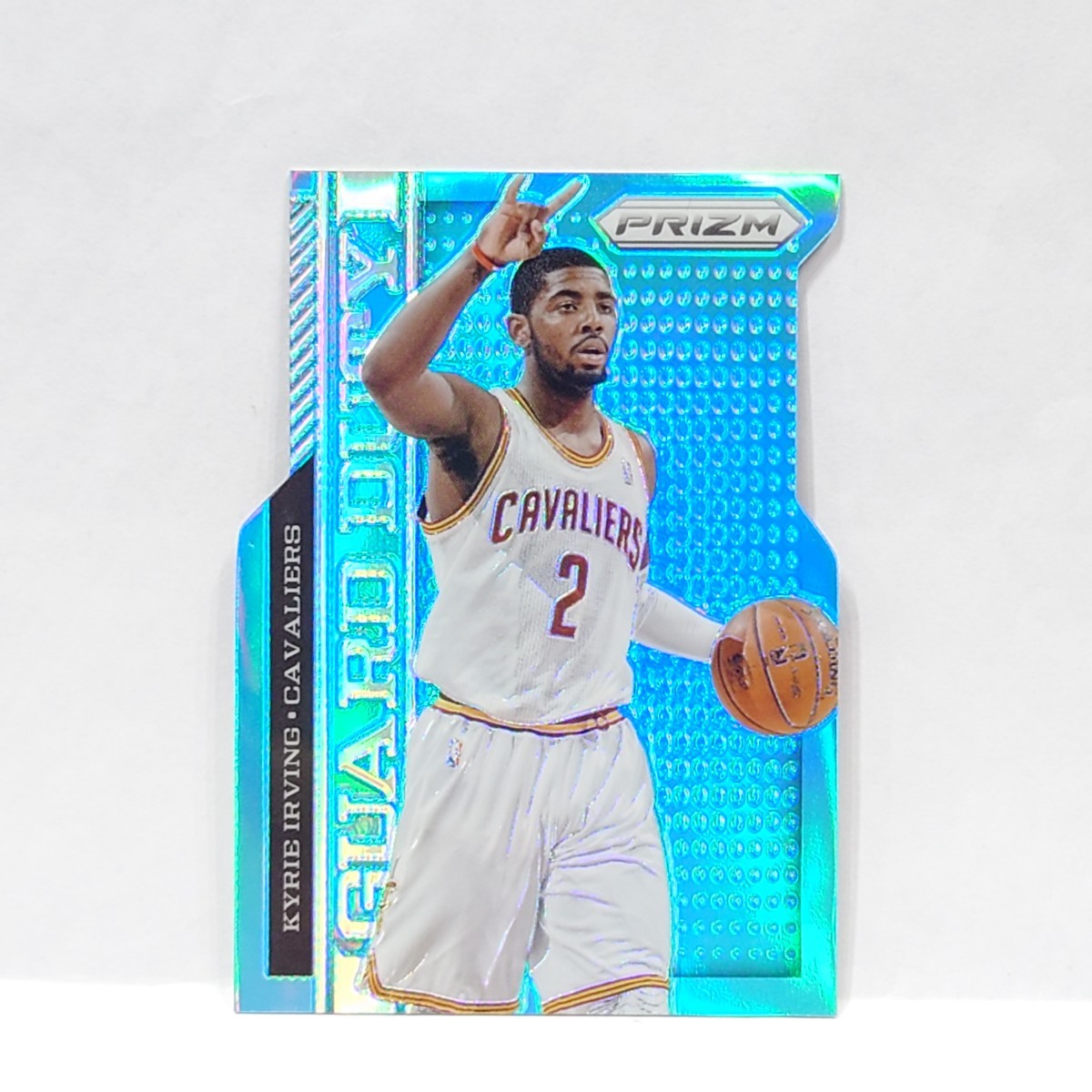 Panini 2013-14 PRIZM Kyrie Irving Guard Duty Light Blue Die-Cut Prizm 153/199 199枚シリアル_画像1