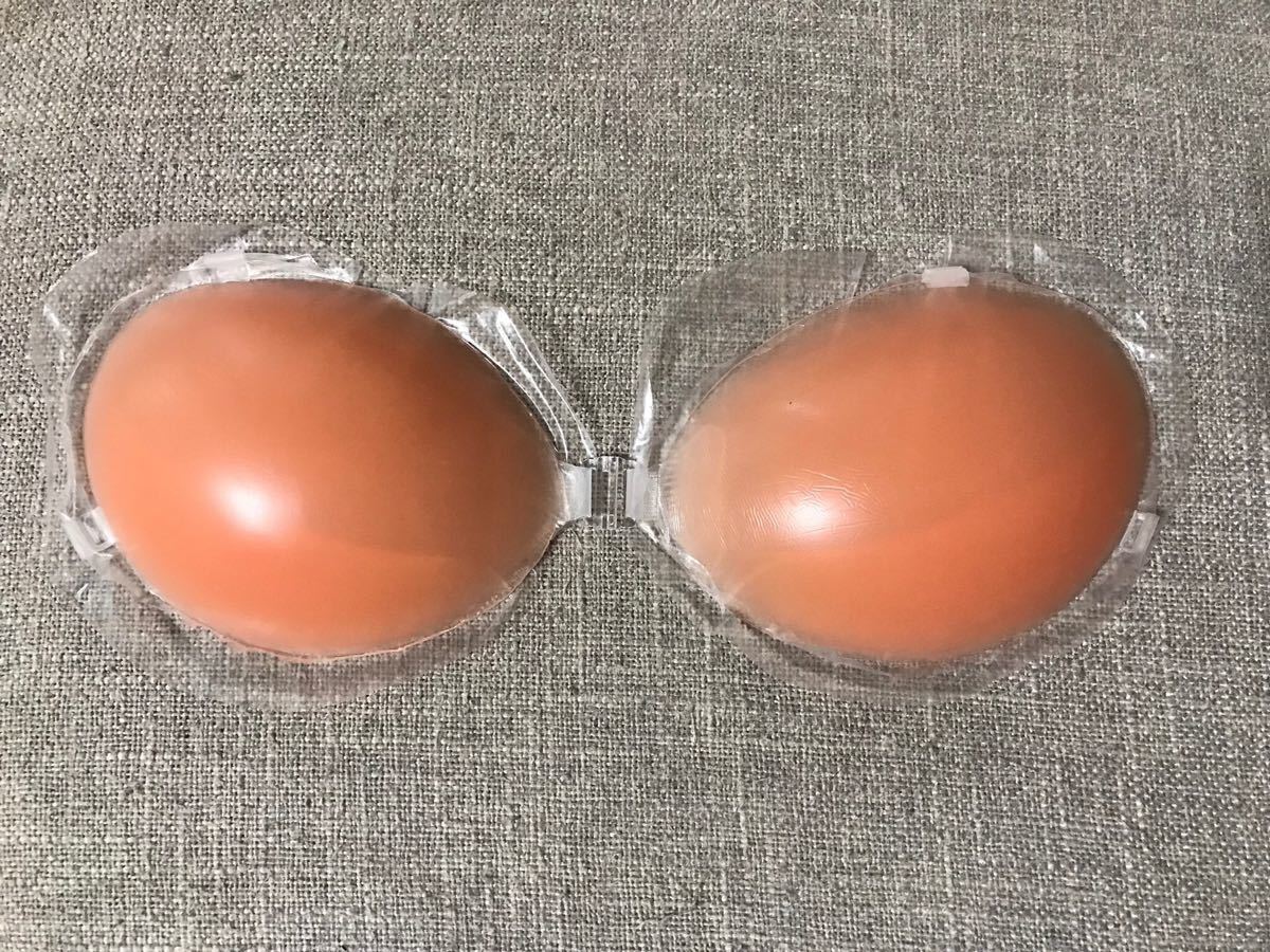 3D立体 4倍盛り シリコンブラ ヌーブラ Bカップ 激盛り nubra 水着 ビキニ ドレス コスプレ 産後 谷間キープ バストアップ 即日発送！_画像9