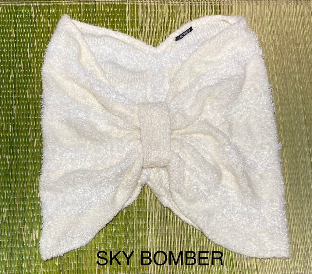 SKY BOMBER 大きなリボンのニットトップス　ニットカーディガン スヌード　ショール　ボレロ　ケープ白　ホワイト_画像1