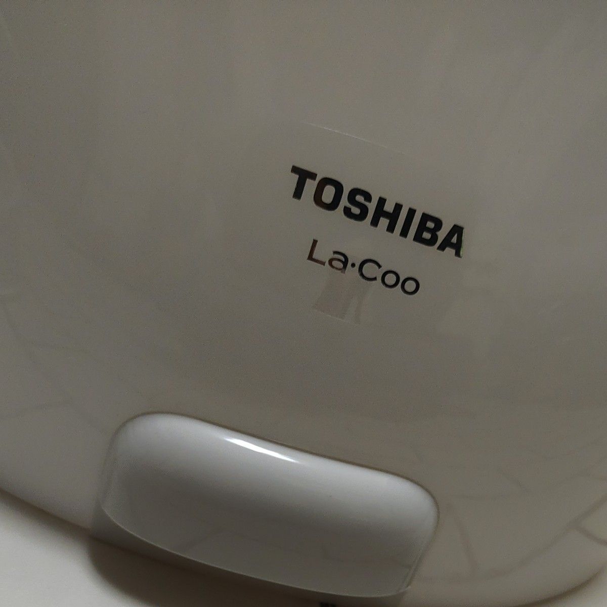 アイロン 東芝コードレススチームアイロン TA-FV460 ホワイト アイロン 東芝コードレススチームアイロン TA-FV460 ホワイト