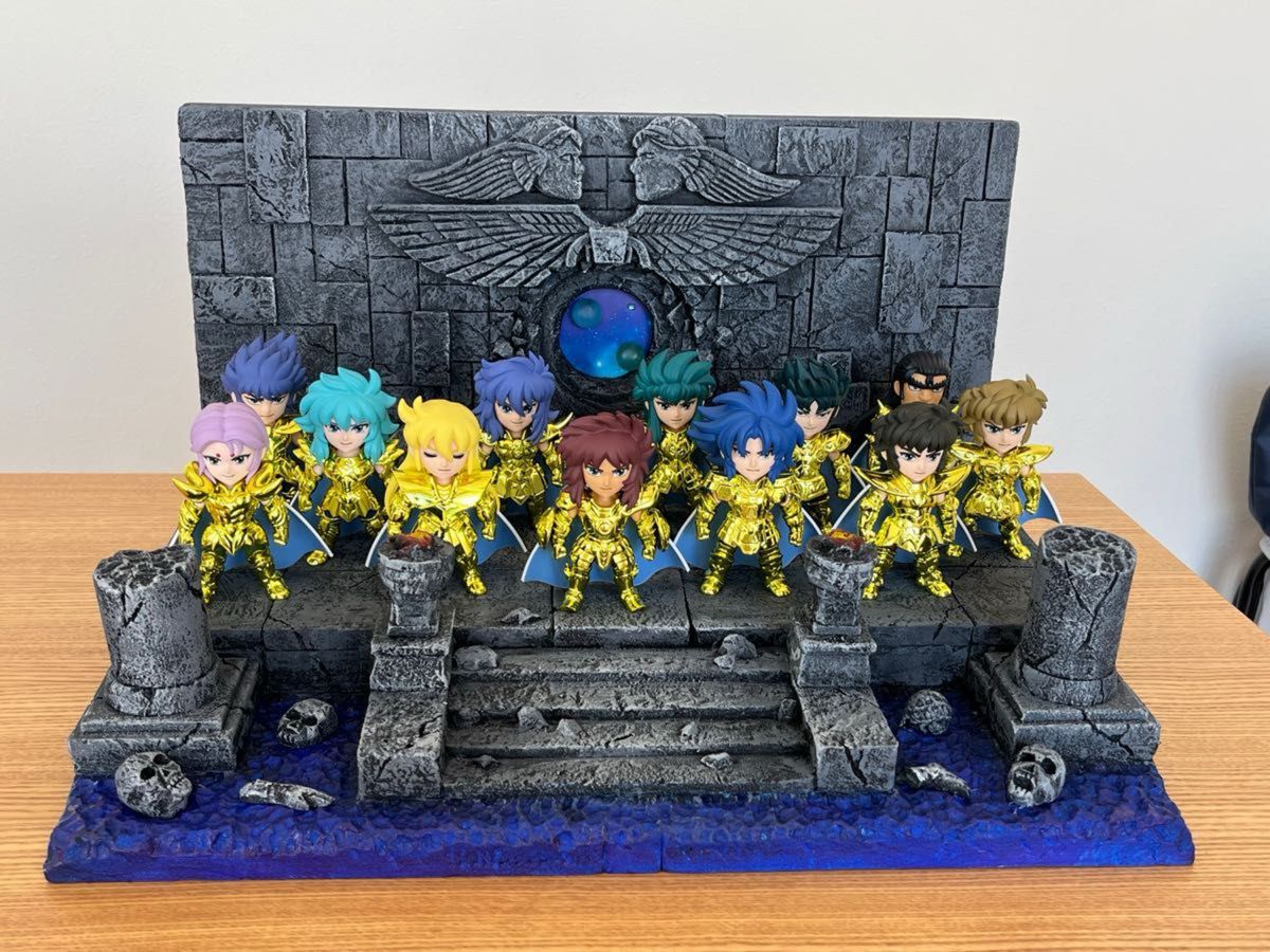 聖闘士星矢 ARTlized 集結 最強の黄金聖闘士 全12種セット と 聖闘士星矢 ARTlized 集結 最強の黄金聖闘士 全12種セット と