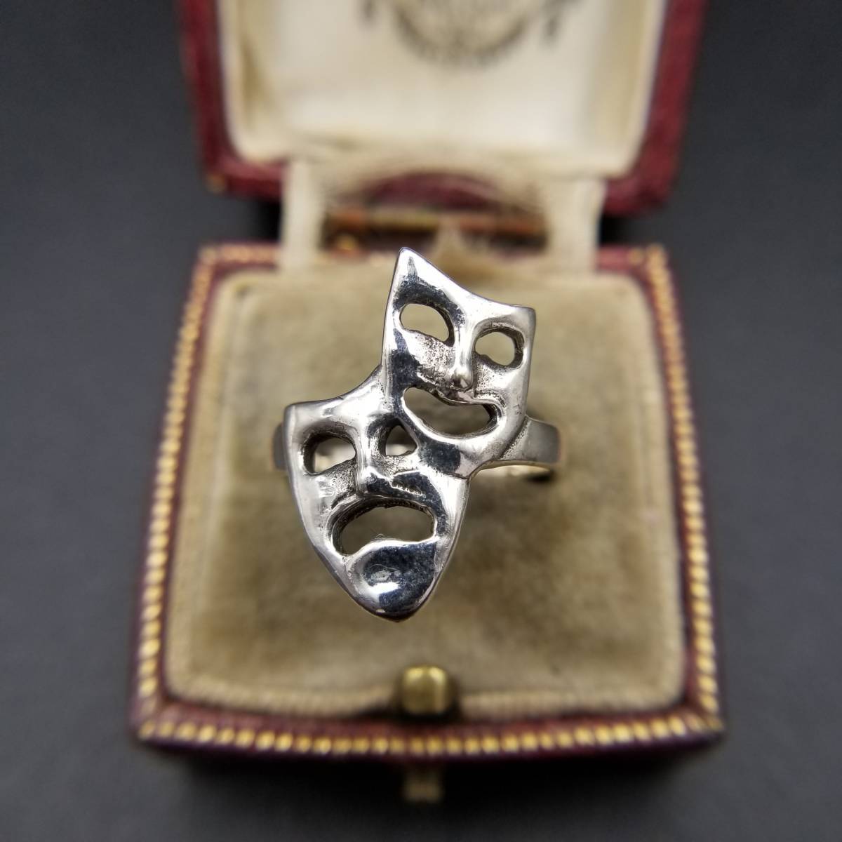 喜劇/悲劇の仮面 ツーフェイス 個性派 925 シルバー ヴィンテージ リング 4.6g 銀 ソックとバスキン 指輪 Theatre Mask Y12-C_画像1
