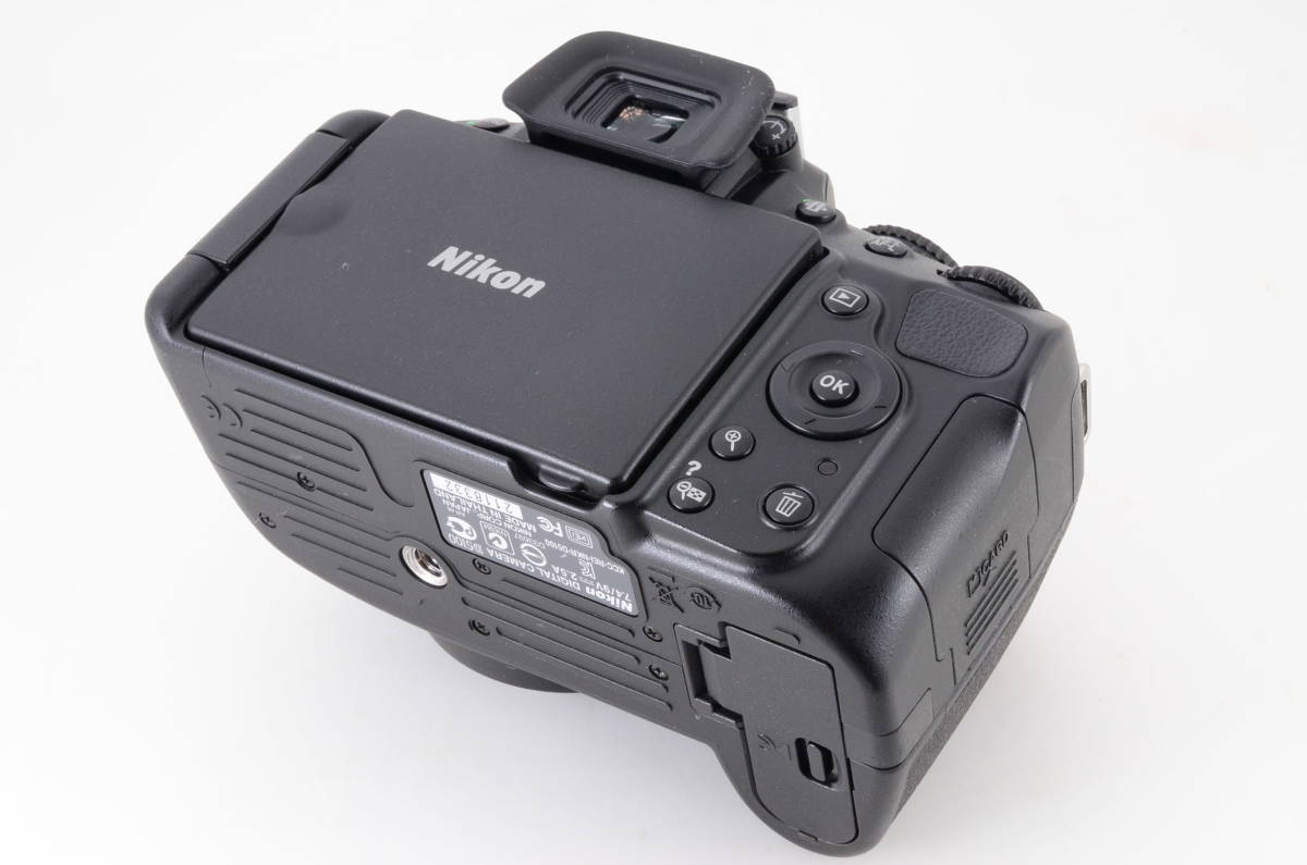 ★超極上級美品★Nikon ニコン D5100 ボディ 付属品あり★使用感のないかなり綺麗な外観 液晶スレなし 訳ありのため格安出品！！_画像4