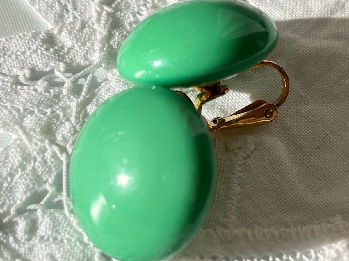 ヴィンテージ ** エメラルド色の美しいイヤリング vintage earringsの画像3