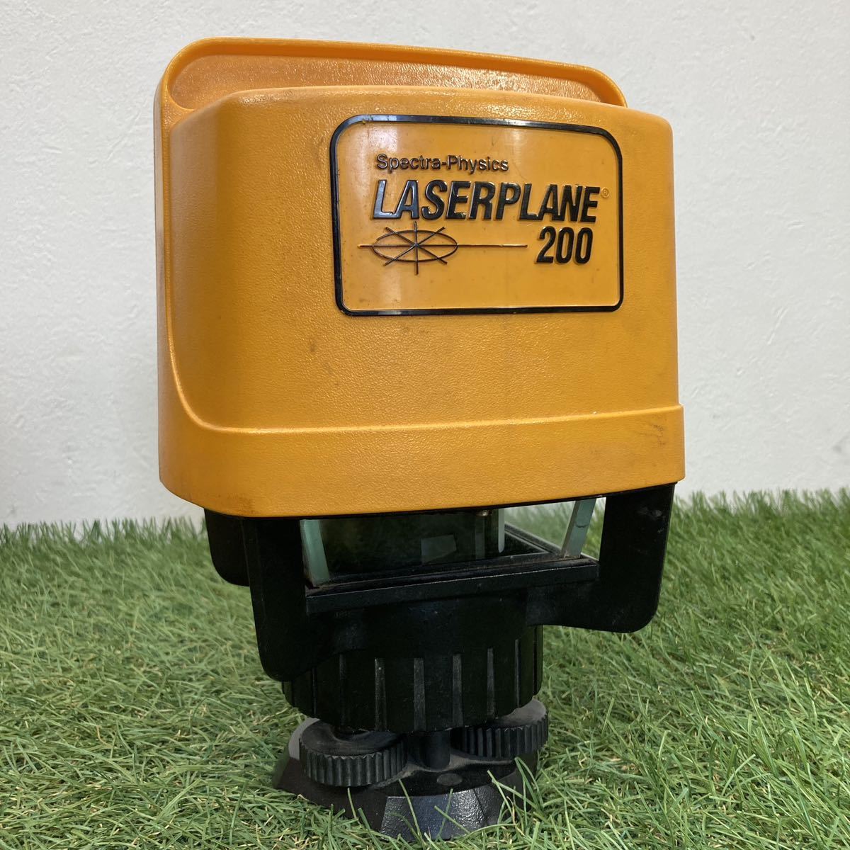  текущее состояние товар LASERPLANE200 Laser простой 200 Laser Revell вращение Laser Revell . свет контейнер имеется электризация проверка settled измерение измерительный прибор квитанция о получении 2310
