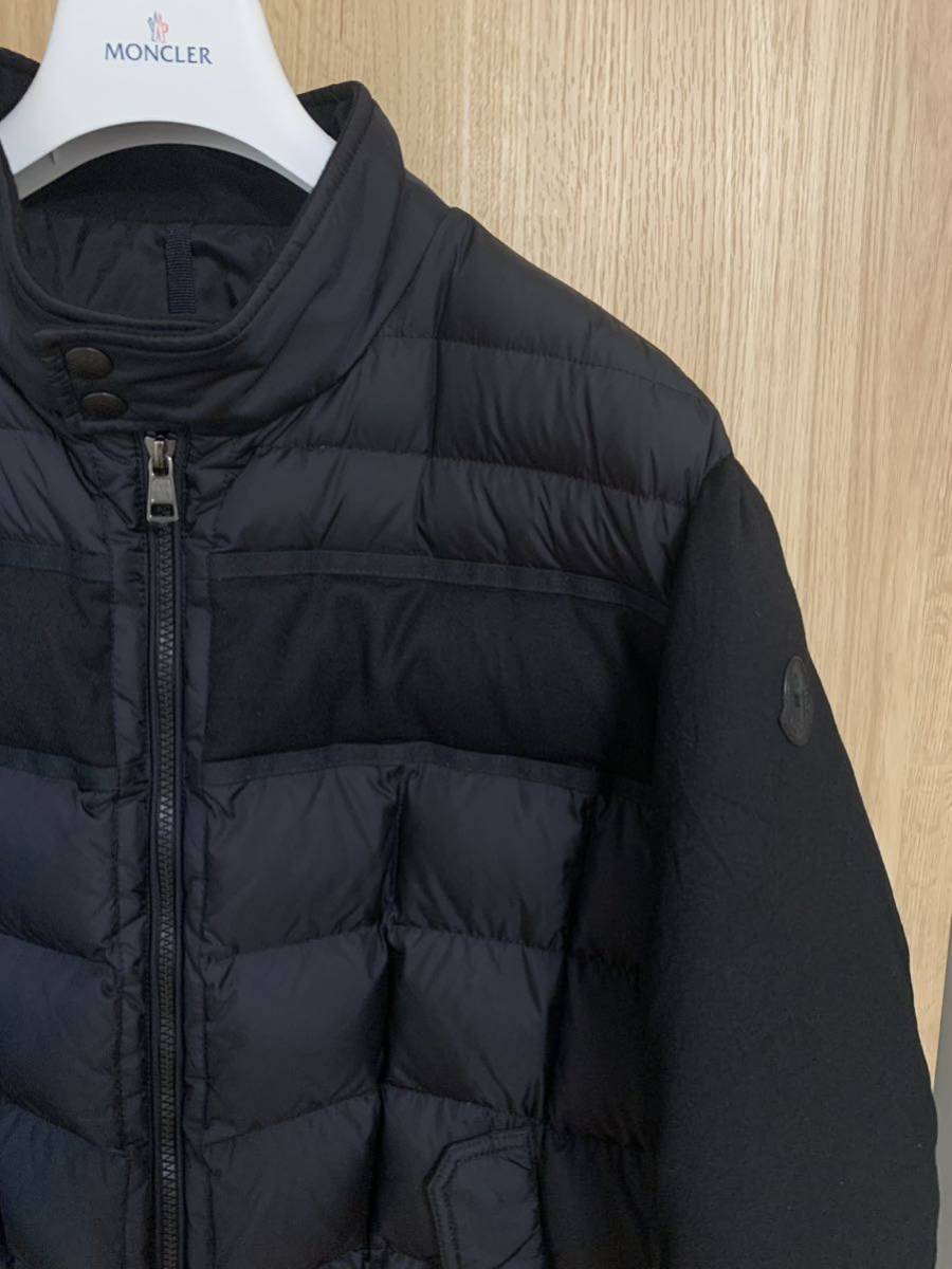 極美品 MONCLER モンクレール ダウン ジャケット 希少 6 XL XXL ブラック メンズ ナイロン ウール 切替 レザー ワッペン_画像2