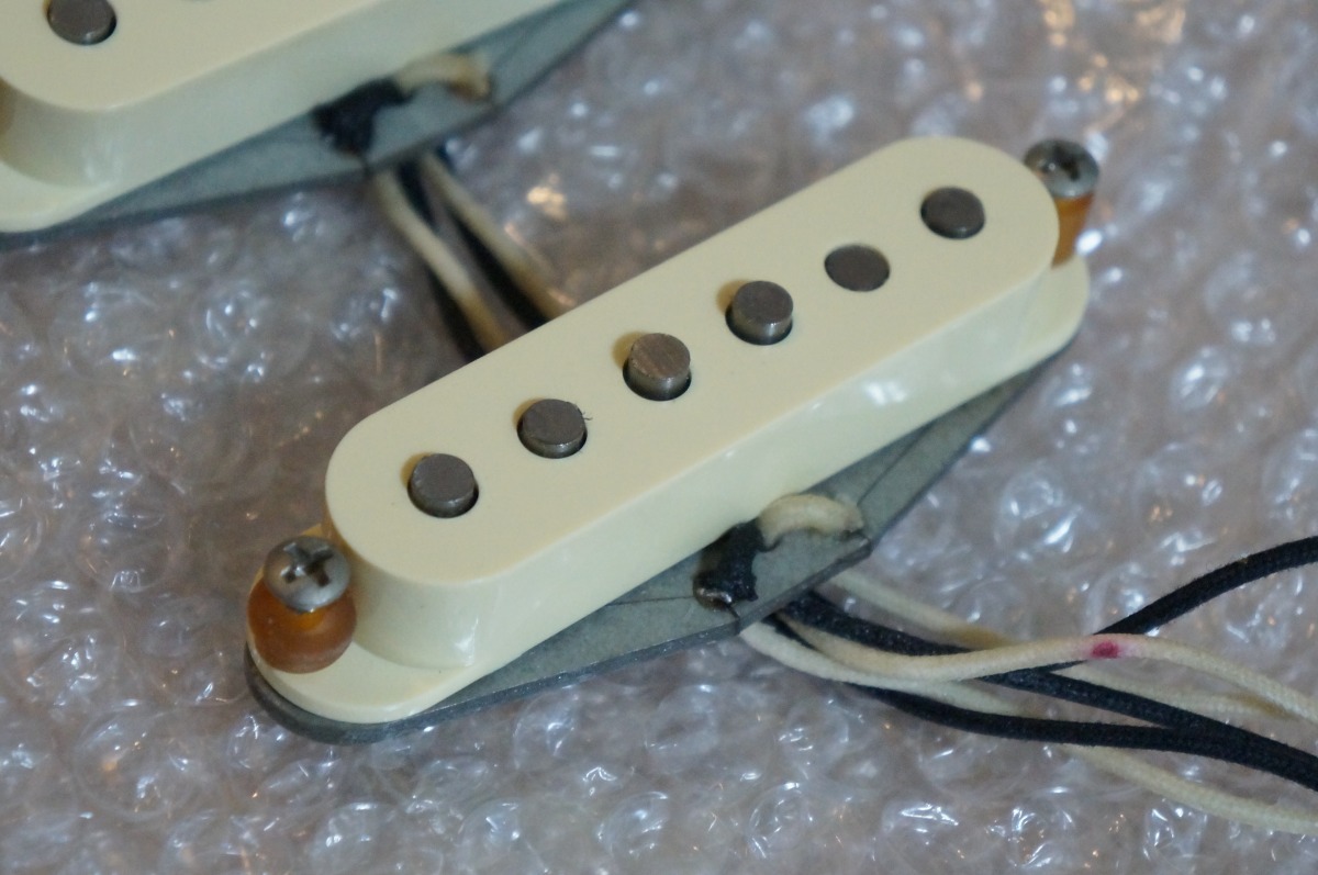 Fender PURE VINTAGE '65 STRAT PICKUPS ピックアップ フェンダー グレーボビン AMERICAN ORIGINAL ‘60S STRATOCASTER より 良品_画像4