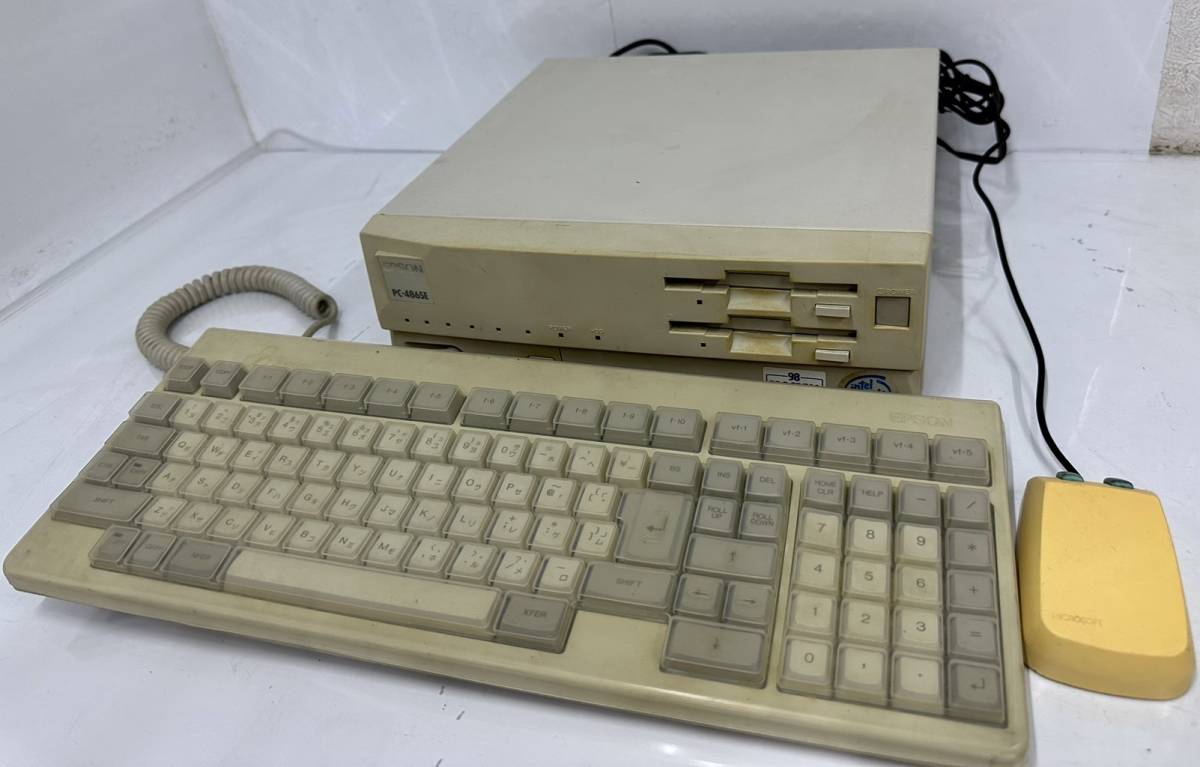 EPSON エプソン　PC-486SE 旧型PC キーボード&マウス付_画像1