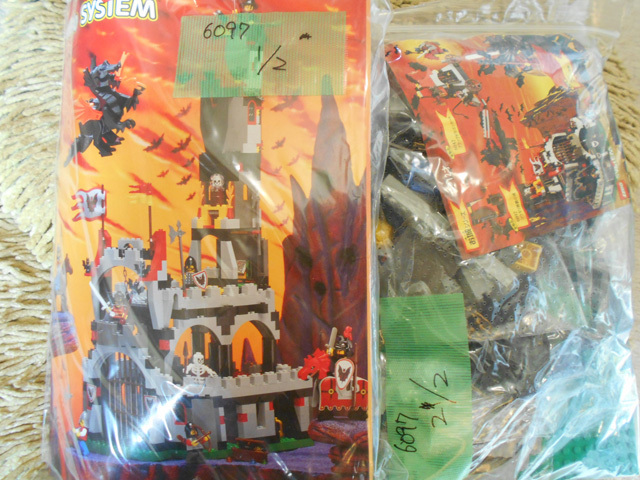 LEGO 6097 コウモリ男爵の城 Night Lord's Castle 廃盤品 1997年発売 箱なし未組立て_画像3