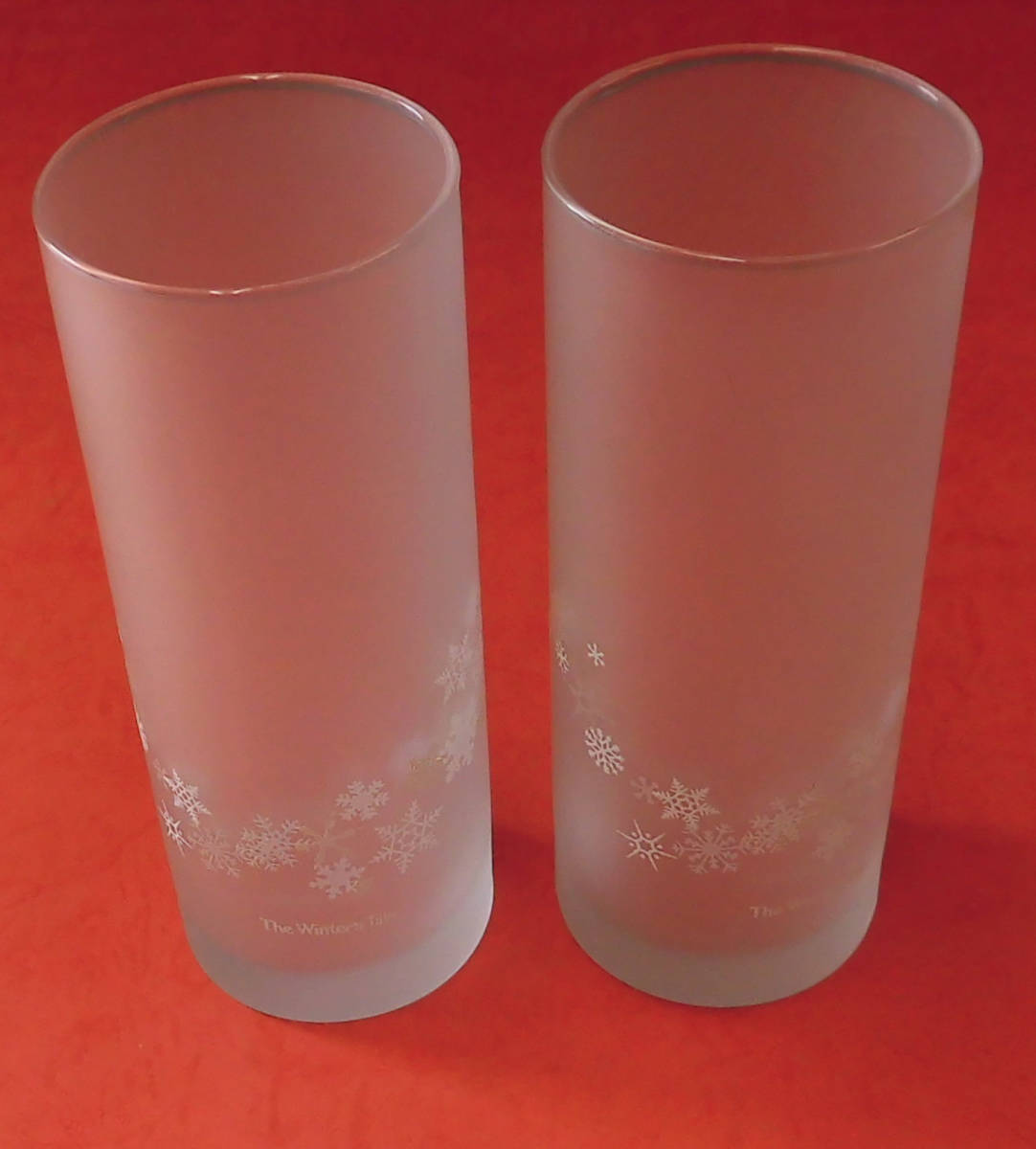 新品未使用　すりガラス（がらす）　グラス　コップ　薄く柄有り　冷酒　焼酎グラスなどに如何でしょうか？_画像1