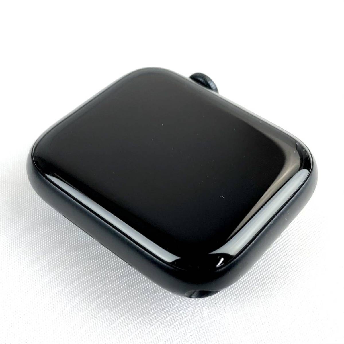 Apple Watch アップル SE 44mm ジャンク品 第2世代 アクティベーションロック有り カバーケース 付き_画像3
