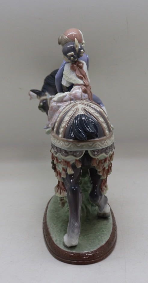 リヤドロ LLADRO サンホセの祭り NO 1489 フィギュリン 陶器人形 リヤドロ LLADRO サンホセの祭り NO 1489 フィギュリン 陶器人形