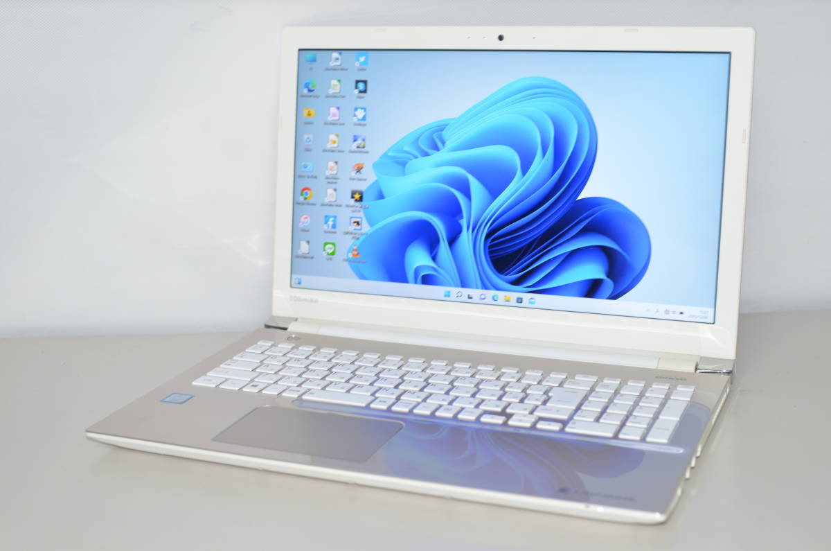 中古良品ノートパソコン 東芝Dynabook T65/CG Windows11+office 新品爆速SSD512GB 第七世代i7/メモリ8GB/無線/15.6インチ/カメラ/DVDマルチ