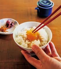 令和５年度　島根県産コシヒカリ　農家こだわりの新米は塩むすびで味わうと美味しさが分かります。　送料無料。あと1件で終わりです。　　_卵かけごはん、日本人なら・・・。