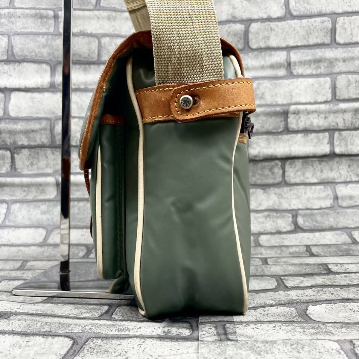 極美品○HUNTING WORLD ハンティングワールドメンズ 極美品○HUNTING WORLD ハンティングワールドメンズ
