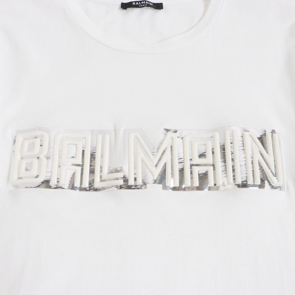 極美品□定価￥62,700 BALMAIN/バルマン エンボスロゴ コットン100％ ショートスリーブ 半袖Tシャツ/カットソー ホワイト M 正規品 メンズ_画像4