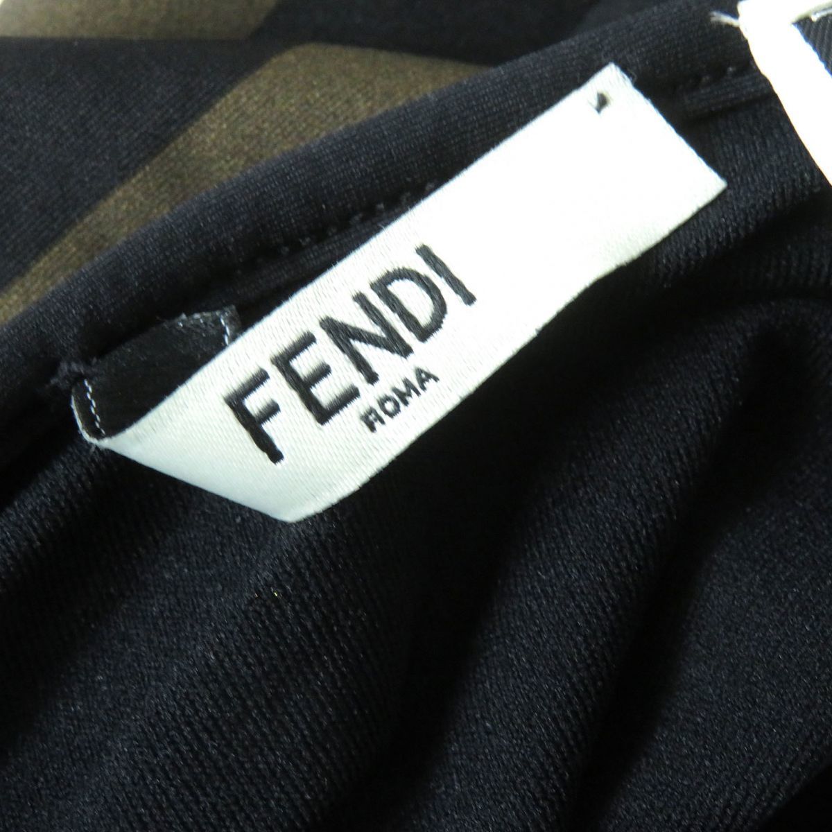 未使用品△FENDI フェンディ 2019年 FXB959 AD0D ズッカ柄×ストライプ柄 ワンピース 水着／スイムウェア レディース ブラック×カーキ 40_画像7