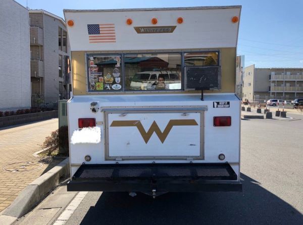 WINNEBAGO ウィネベーゴ F17 ウィニー キャンピングカー キッチンカー 1970 クラシック キャンパー アメリカ エアストリーム ハイエース_画像4