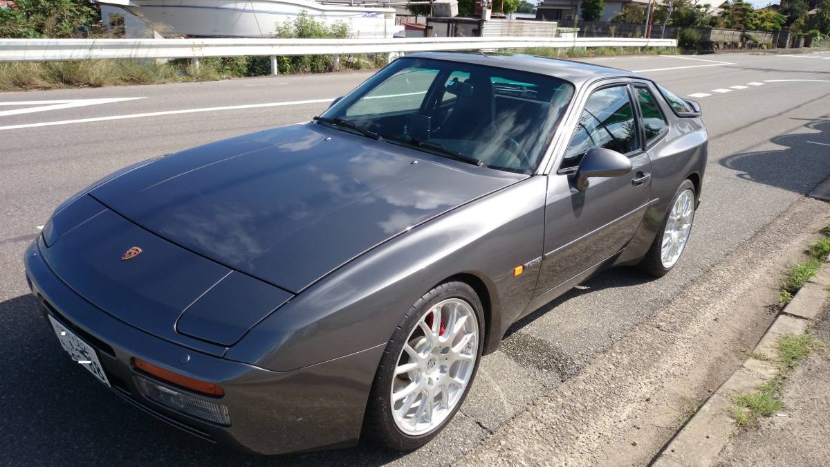 1991年式　ポルシェ 944 S2 5MT　内外機関良好　整備明細550万オーバー分あり_画像2