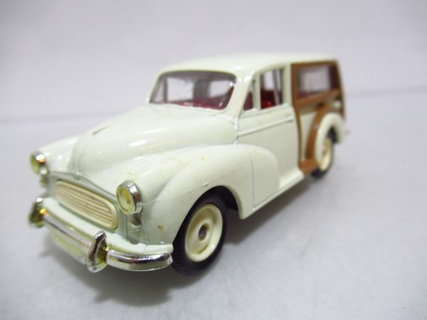 Lledo DAYS GONE　1960 Morris Traveller Minor Traveller イングランド製　1/43　ミニカー　[Dass1210]_画像4