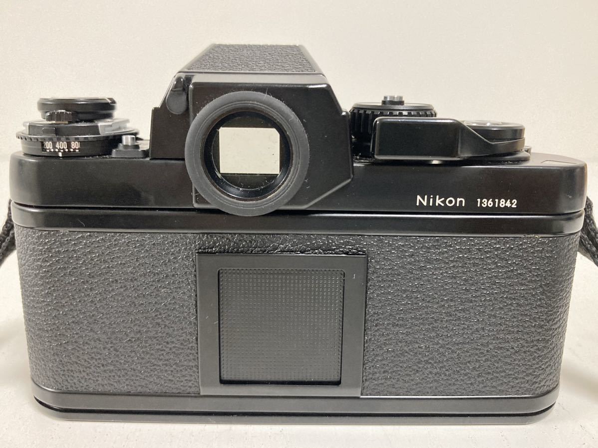 管121558t ニコン Nikon F3 一眼レフ フィルム カメラ ボディ ブラック ストラップ ソフトケース 付きの画像5
