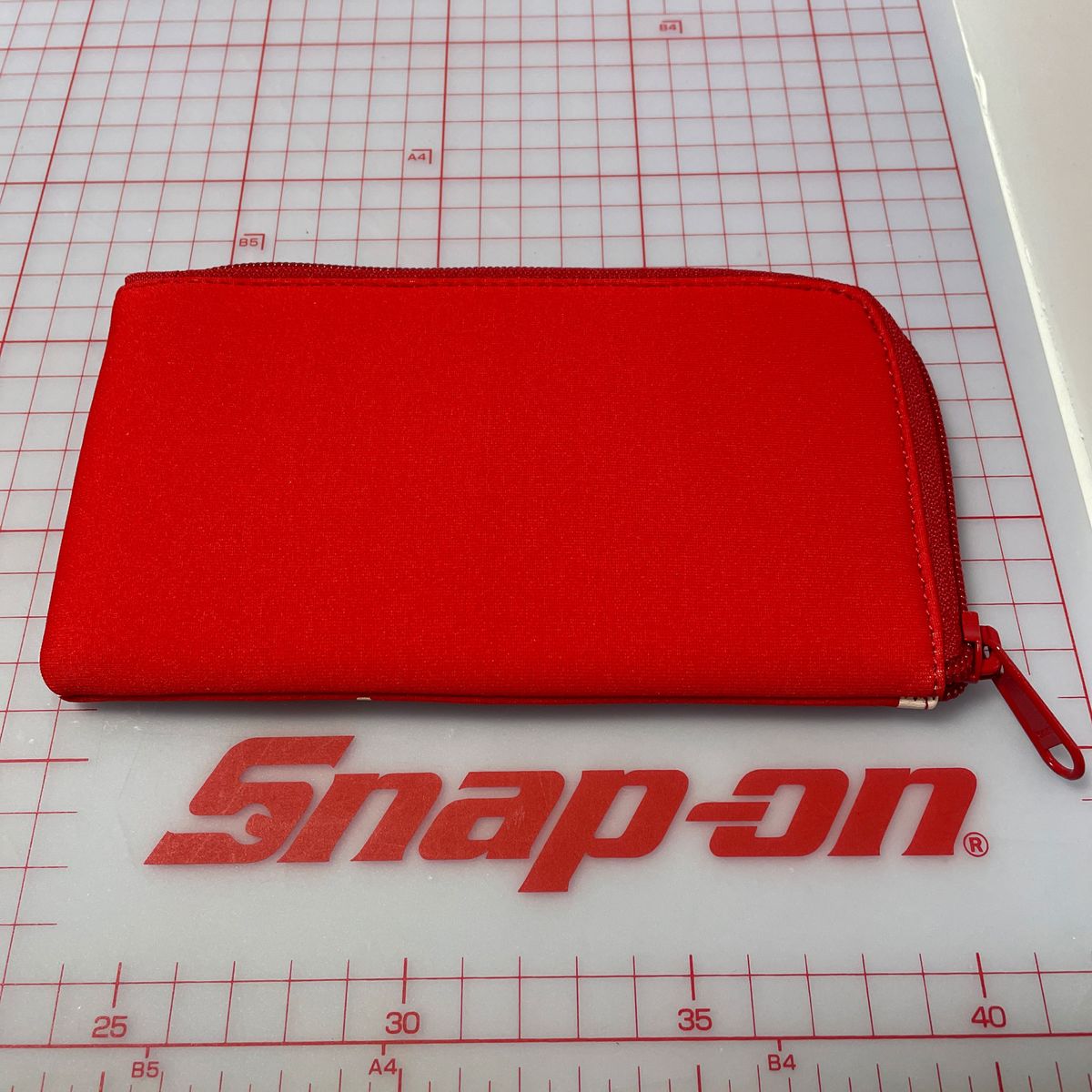 Snap-on 正規品絶版工具箱型ミニポーチ