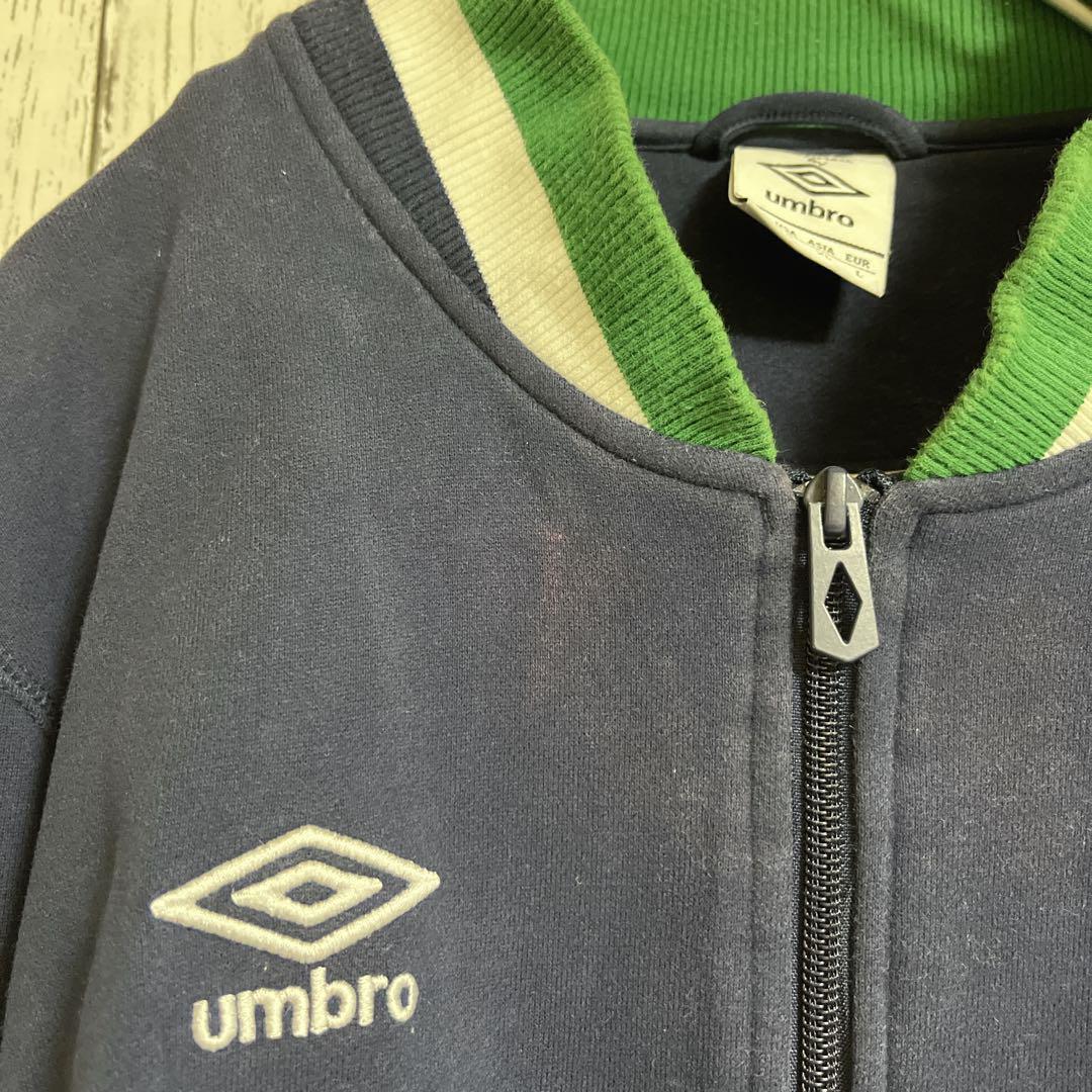 00's UMBRO アンブロ ジップアップ スウェット XL 紺 コスモス ワンポイント 刺繍ロゴ リブライン US古着 HTK2681